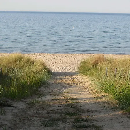 Granitz شقة غورين